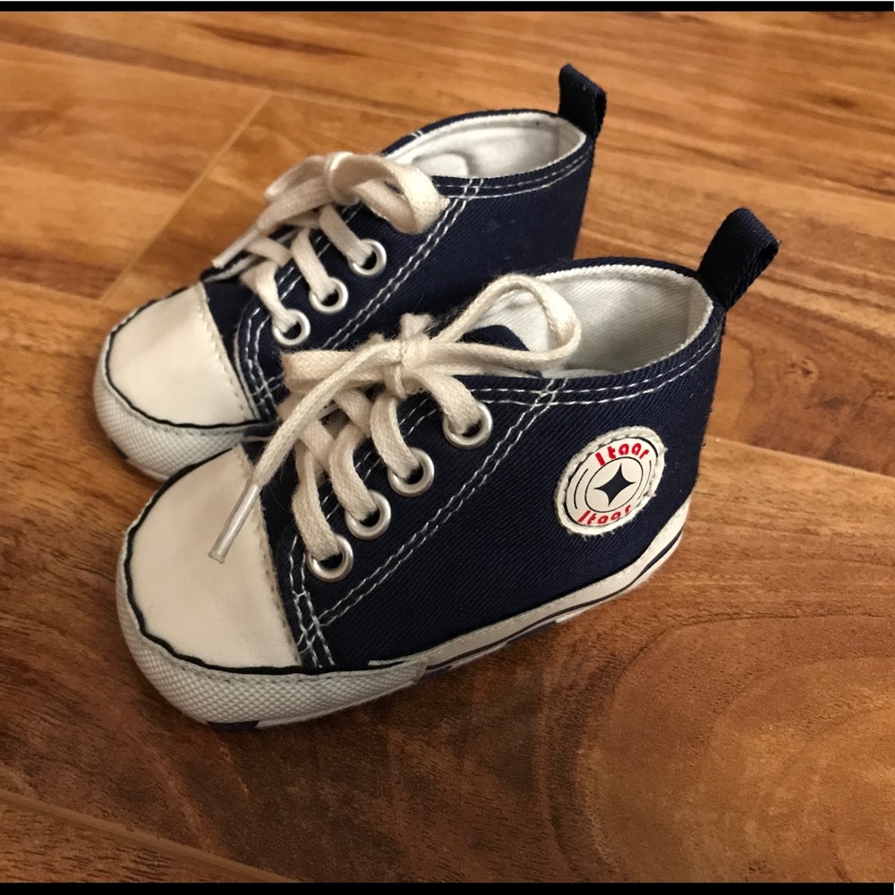Faux All-Star Crib/Soft Sole Shoes